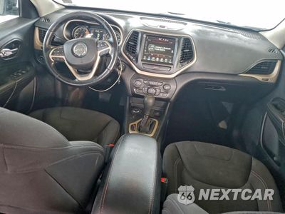 Zdjęcie 8 z 15 samochodu: 2017 JEEP CHEROKEE LATITUDE VIN:1C4PJMCS2HW538403 - miniatura