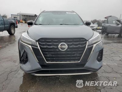 Piąte zdjęcie samochodu w środku: 2021 NISSAN KICKS SR VIN:3N1CP5DV8ML538579 - miniatura