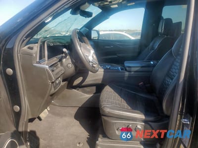 Zdjęcie 7 z 13 samochodu: 2022 CADILLAC ESCALADE SPORT PLATINUM VIN:1GYS4GKL2NR359036 - miniatura