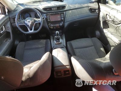 Zdjęcie 8 z 14 samochodu: 2017 NISSAN ROGUE S VIN:KNMAT2MT4HP568055 - miniatura