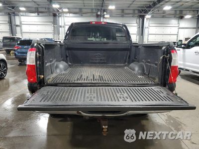 Zdjęcie 6 z 12 samochodu: 2004 TOYOTA TUNDRA DOUBLE CAB SR5 VIN:5TBDT44184S438005 - miniatura