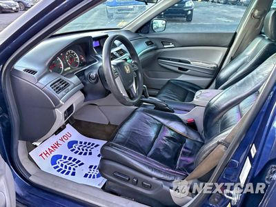 Zdjęcie 9 z 11 samochodu: 2010 HONDA ACCORD EX VIN:1HGCP2F75AA133505 - miniatura