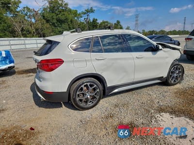 Trzecie zdjęcie samochodu z tyłu: 2021 BMW X1 XDRIVE28I VIN:WBXJG9C09M5T08957 - miniatura