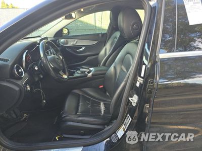 Piąte zdjęcie samochodu w środku: 2015 MERCEDES-BENZ C 300 4MATIC VIN:55SWF4KB1FU033791 - miniatura