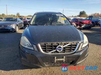 Piąte zdjęcie samochodu w środku: 2013 VOLVO XC60 3.2 VIN:YV4940DZ9D2430590 - miniatura