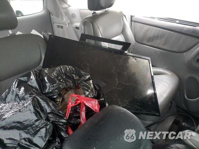 Zdjęcie 11 z 13 samochodu: 2004 TOYOTA SIENNA XLE LIMITED 7 PASSENGER VIN:5TDBA22C54S025018 - miniatura