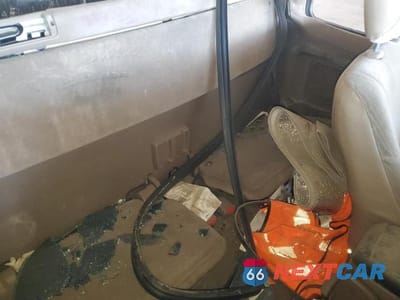 Zdjęcie 10 z 12 samochodu: 2004 TOYOTA TACOMA PRERUNNER VIN:5TESM92N64Z327020 - miniatura