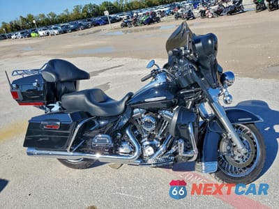 2013 HARLEY-DAVIDSON FLHTK ELECTRA GLIDE ULTRA LIMITED 1HD1KEM39DB691053 - główne zdjęcie licytacji z USA - miniatura