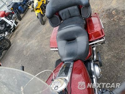 Piąte zdjęcie samochodu w środku: 2010 HARLEY-DAVIDSON FLHTC VIN:1HD1FF417AB637464 - miniatura