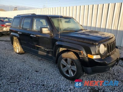 Czwarte zdjęcie samochodu z boku: 2014 JEEP PATRIOT SPORT VIN:1C4NJPBB5ED632079 - miniatura