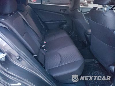 Zdjęcie 10 z 13 samochodu: 2018 TOYOTA PRIUS VIN:JTDKBRFU2J3594088 - miniatura