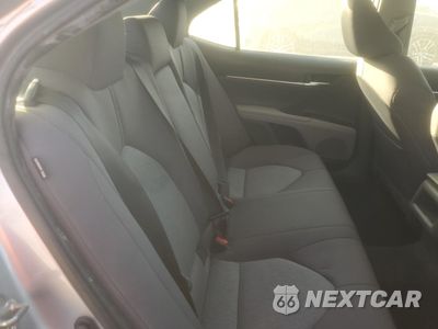 Zdjęcie 10 z 13 samochodu: 2020 TOYOTA CAMRY LE VIN:4T1C11AK4LU995620 - miniatura