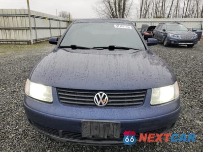 Piąte zdjęcie samochodu w środku: 2000 VOLKSWAGEN PASSAT GLS VIN:WVWMA23B9YP344839 - miniatura