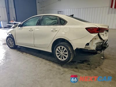 Drugie zdjęcie samochodu z przodu: 2019 KIA FORTE FE VIN:3KPF24AD0KE008123 - miniatura