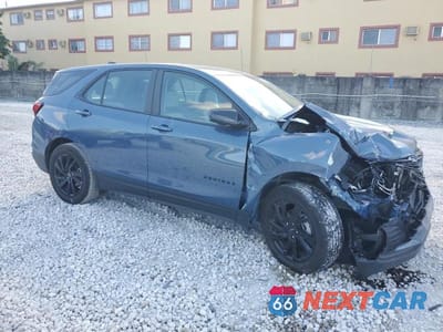 Czwarte zdjęcie samochodu z boku: 2024 CHEVROLET EQUINOX LS VIN:3GNAXHEG3RL337676 - miniatura