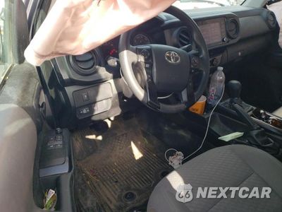 Zdjęcie 8 z 12 samochodu: 2022 TOYOTA TACOMA ACCESS CAB VIN:3TYSX5EN2NT017042 - miniatura