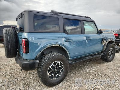 Trzecie zdjęcie samochodu z tyłu: 2022 FORD BRONCO BASE VIN:1FMEE5BP5NLB36849 - miniatura