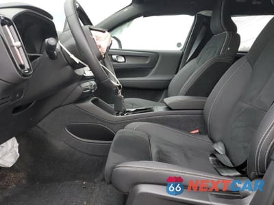 Zdjęcie 7 z 12 samochodu: 2024 VOLVO XC40 RECHARGE ULTIMATE VIN:YV4EH3HM6R2251823 - miniatura