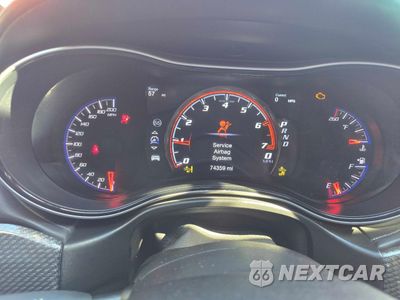 Zdjęcie 8 z 10 samochodu: 2019 JEEP GRAND CHEROKEE TRACKHAWK VIN:1C4RJFN98KC754750 - miniatura