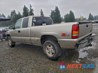 Drugie zdjęcie samochodu z przodu: 2000 CHEVROLET SILVERADO K1500 VIN:1GCEK19T9YE150562 - miniatura