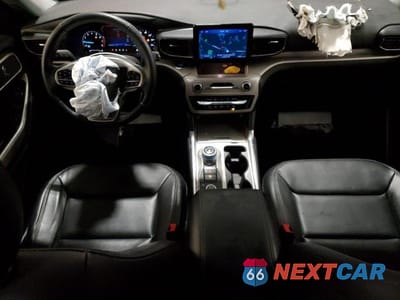 Zdjęcie 8 z 12 samochodu: 2023 FORD EXPLORER XLT VIN:1FMSK8DHXPGB91697 - miniatura