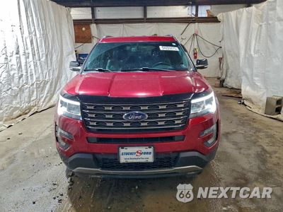 Piąte zdjęcie samochodu w środku: 2017 FORD EXPLORER XLT VIN:1FM5K8D89HGD82302 - miniatura