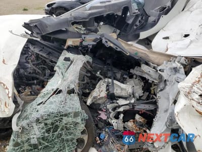 Zdjęcie 7 z 11 samochodu: 2018 TOYOTA COROLLA IM VIN:JTNKARJE3JJ568089 - miniatura