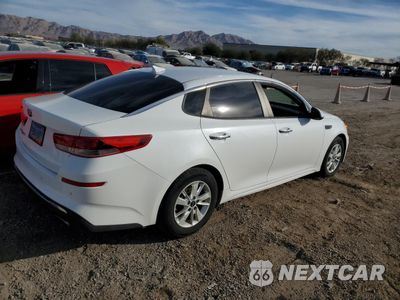 Trzecie zdjęcie samochodu z tyłu: 2019 KIA OPTIMA LX VIN:5XXGT4L3XKG276237 - miniatura
