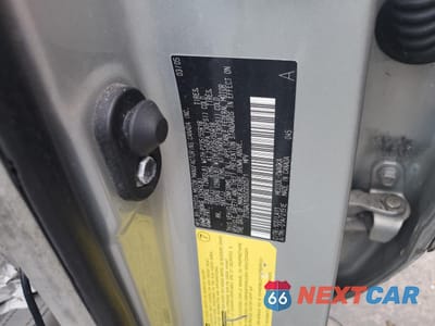 Zdjęcie 12 z 13 samochodu: 2005 LEXUS RX 330 VIN:2T2GA31U55C030571 - miniatura