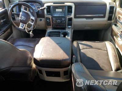 Zdjęcie 8 z 13 samochodu: 2017 RAM 2500 LONGHORN VIN:3C6UR5GL4HG636519 - miniatura