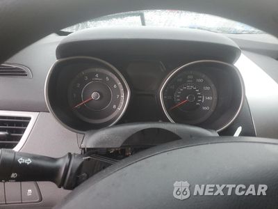 Zdjęcie 9 z 12 samochodu: 2013 HYUNDAI ELANTRA GLS VIN:5NPDH4AE0DH374032 - miniatura