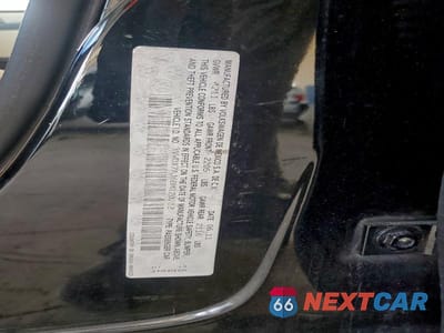 Zdjęcie 14 z 14 samochodu: 2011 VOLKSWAGEN JETTA SE VIN:3VWDX7AJ6BM120332 - miniatura