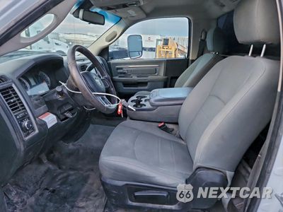 Zdjęcie 7 z 14 samochodu: 2016 RAM 5500 VIN:3C7WRNBJ1GG121342 - miniatura
