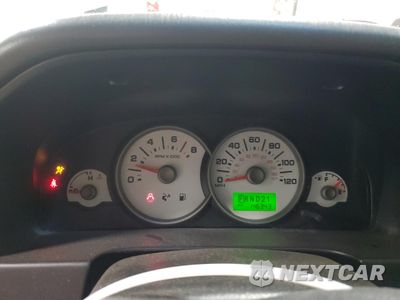 Zdjęcie 9 z 12 samochodu: 2005 FORD ESCAPE XLS VIN:1FMYU02Z75KD51272 - miniatura