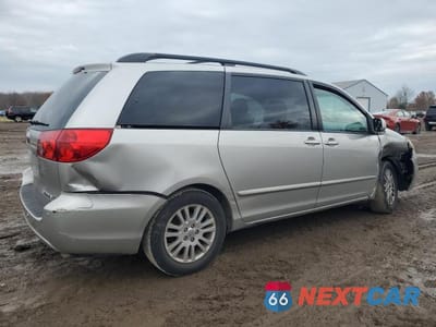Trzecie zdjęcie samochodu z tyłu: 2010 TOYOTA SIENNA XLE VIN:5TDYK4CC3AS316002 - miniatura