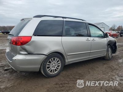 Trzecie zdjęcie samochodu z tyłu: 2010 TOYOTA SIENNA XLE VIN:5TDYK4CC3AS316002 - miniatura