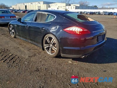 Drugie zdjęcie samochodu z przodu: 2011 PORSCHE PANAMERA S VIN:WP0AB2A76BL061439 - miniatura