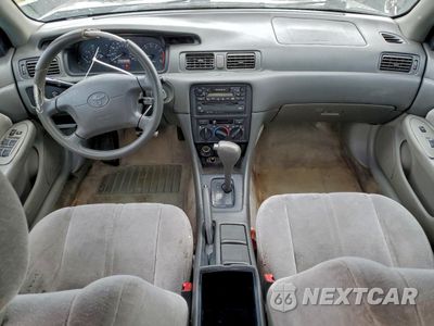 Zdjęcie 8 z 14 samochodu: 1998 TOYOTA CAMRY CE VIN:4T1BG22K4WU198304 - miniatura