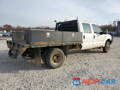 Trzecie zdjęcie samochodu z tyłu: 2006 FORD F350 SUPER DUTY VIN:1FDWW37P56ED48901 - miniatura