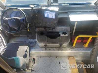 Zdjęcie 8 z 13 samochodu: 2021 FORD COMMERCIAL CHASSIS DELIVERY TRUCK VIN:1F65F5KN9M0A01800 - miniatura