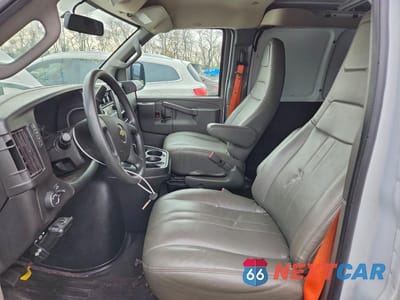 Zdjęcie 7 z 13 samochodu: 2020 CHEVROLET EXPRESS G2 VAN VIN:1GCWGAF19L1270886 - miniatura