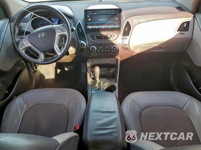 Zdjęcie 8 z 14 samochodu: 2010 HYUNDAI TUCSON GLS VIN:KM8JU3AC1AU034392 - miniatura
