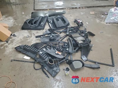 Zdjęcie 13 z 13 samochodu: 2024 CHEVROLET TAHOE K1500 RST VIN:1GNSKRKD0RR370792 - miniatura