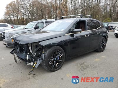 2023 BMW IX M60 WB533CF04PCM51160 - główne zdjęcie licytacji z USA - miniatura