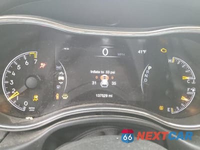 Zdjęcie 9 z 13 samochodu: 2018 JEEP GRAND CHEROKEE LAREDO VIN:1C4RJFAG7JC287307 - miniatura
