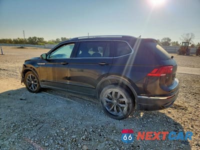 Drugie zdjęcie samochodu z przodu: 2022 VOLKSWAGEN TIGUAN SE VIN:3VV3B7AXXNM139215 - miniatura