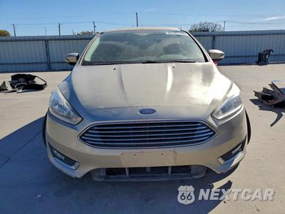 Piąte zdjęcie samochodu w środku: 2018 FORD FOCUS TITANIUM VIN:1FADP3N22JL241184 - miniatura