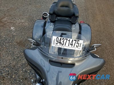 Piąte zdjęcie samochodu w środku: 2021 HARLEY-DAVIDSON FLHTCUTG VIN:1HD1MAF12MB852938 - miniatura