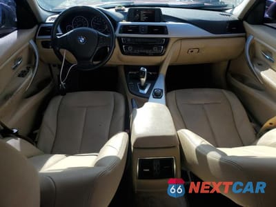 Zdjęcie 8 z 11 samochodu: 2016 BMW 320 I VIN:WBA8A9C53GK616413 - miniatura