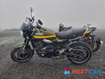 Trzecie zdjęcie samochodu z tyłu: 2021 KAWASAKI ZR900 R VIN:JKAZR2C1XMA053957 - miniatura